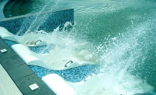 廣州泳池設備